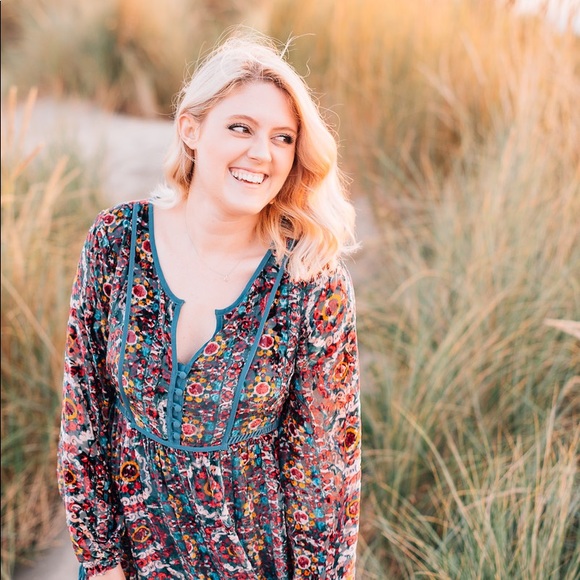 Meet your Posher, Tayler - Picture 1 of 1